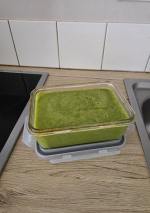 Une photo de Soupe froide concombre et courgette
