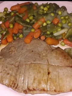 Una foto de Filete de ternera con guarnición