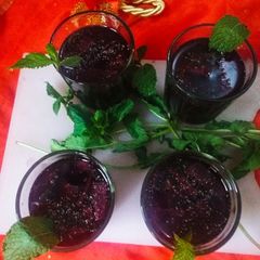 Black carrot drink kanji A picture of Black carrot drink kanji.