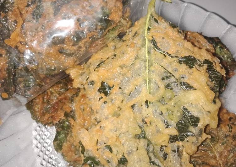 Kripik bayam endes 😍