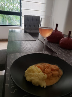 Una foto de Encocado de camarón