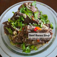 A picture of Thai Street Food ~ Beef Bones Soup.