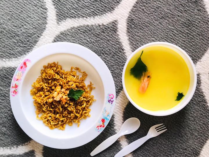 Bagaimana Menyiapkan MPASI 1 YEAR + | Mie Goreng Udang yang Bisa Manjain Lidah