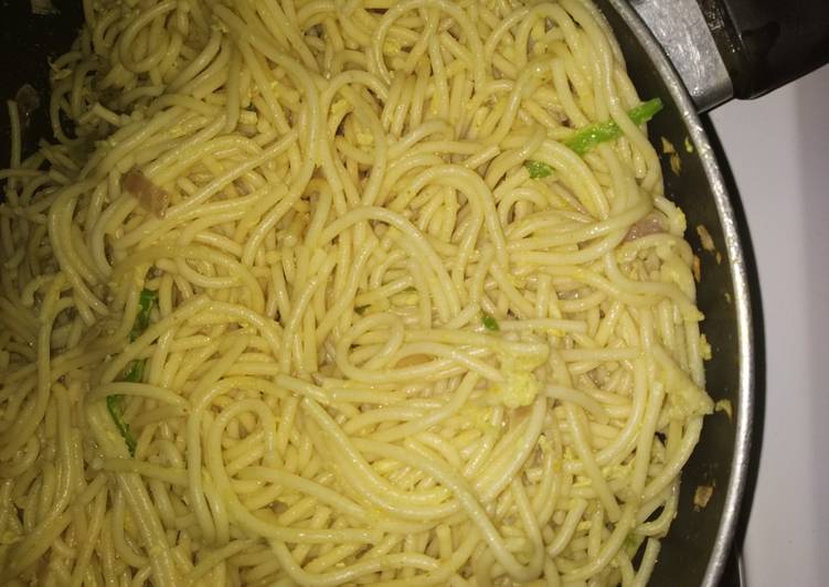 Chinese fried spaghetti
