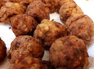O poză a rețetei Chiftele cu carne și legume.