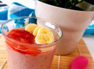 Foto principal de Petit suisse de fresa y plátano fit (sin nata ni azúcar)
