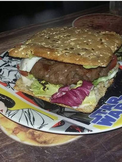 Una foto de Hamburguesa de ternera muy sana