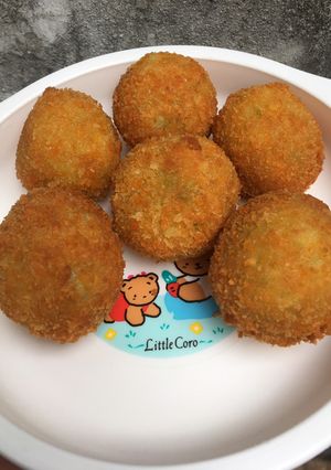 Foto resep Bola2 Nasi isi Keju