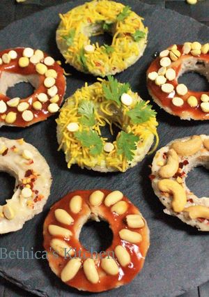A picture of Oats Idli Doughnuts.
