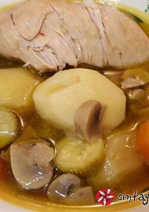 Φωτογραφία της συνταγής Κοτόσουπα με τα όλα της