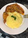 Butter fried pork shank & creamy potato mash