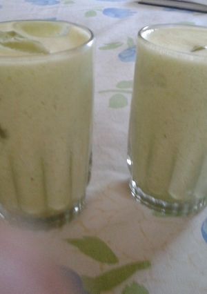 A picture of Chutney lassi.