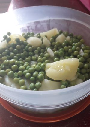 Una foto de Guisantes con patatas🍽