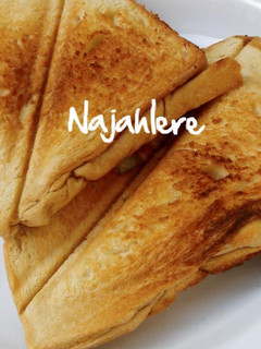 A picture of Toasted bread 🍞.