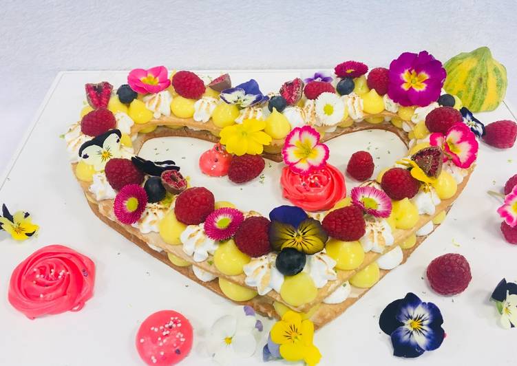 Comment Servir Tarte de saint valentin Citron meringuée