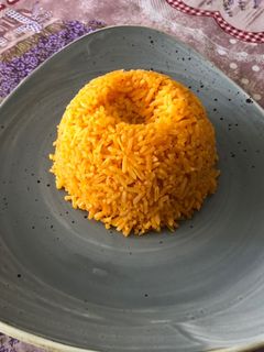 Una foto de Arroz naranja