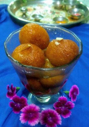 समक राइस गुलाब जामुन (Samak rice gulab jamun recipe in Hindi) रेसिपी मुख्य फोटो