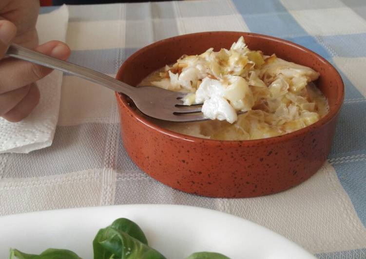 Merluza a la crema de puerro