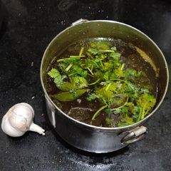 A picture of Garlic pepper rasam without tomato.