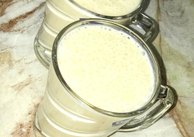 Recipe of Perfect Banana smoothie