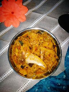 কাতলা মুড়োর বাঁধাকপি ঘন্ট (Katla muoror bandhakopi ghonto recipe in Bengali) রেসিপির প্রধান ছবি