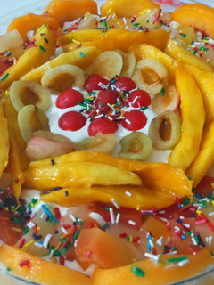 A picture of No-bake fruit tart.