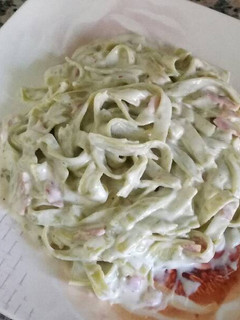 Una foto de Nidos de espinacas a la carbonara