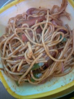 नूडल्स (Noodles recipe in hindi) रेसिपी मुख्य फोटो