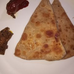 A picture of Whole wheat stuffed Mughlai paratha.