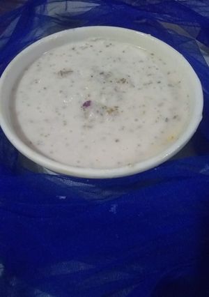 A picture of White sauce.