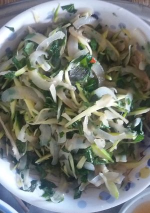 Hình của món Nhâm nhi gỏi da heo cho ngày mưa thêm ấm.