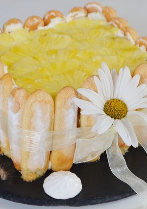 Une photo de Charlotte ananas