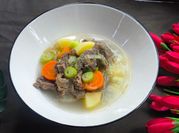 Gambar sop balungan sapi