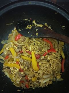 Foto resep Mie goreng (Indomie) spesial beef