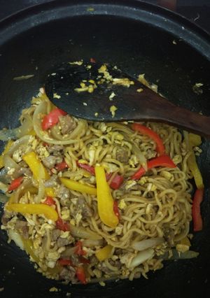 Foto resep Mie goreng (Indomie) spesial beef