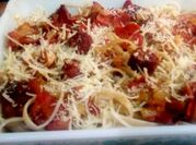 Una foto de tallarines con parmesano