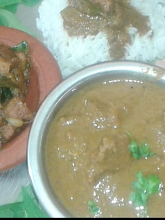 கொங்கு ஸ்பெஷல் மட்டன் குழம்பு செய்முறை முக்கிய புகைப்படம்