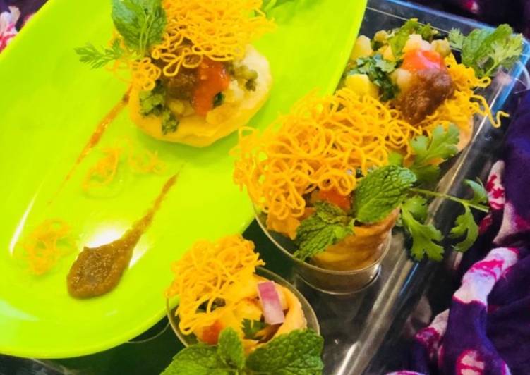 Recipe of Speedy Whosayna’s Sev Puri Cones