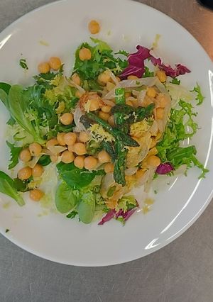 Una foto de Ensalada de Garbanzos Tibia