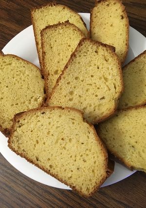 A picture of Sour cream pound cake (for trifle).