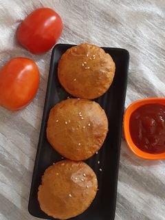 टोमॅटो पुरी..(tomato puri recipe in marathi) रेसिपी चे मुख्य फोटो