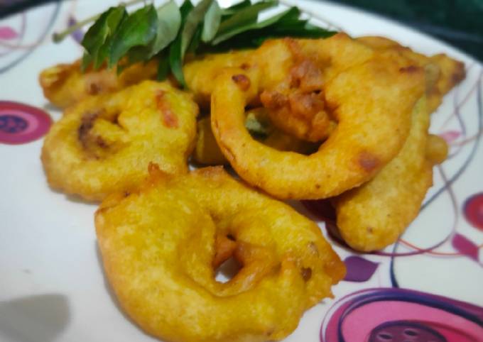 How to Prepare Award-winning Onion ring pakauda