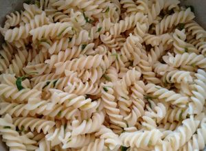 Una foto de Fusilli al aglio e olio. ॐ
