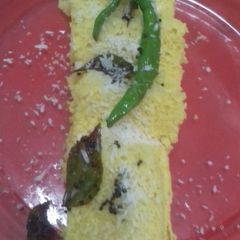 A picture of Khaman Dhokla.