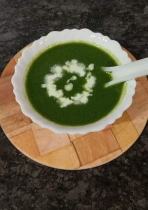 A picture of Healthy Spinach soup.