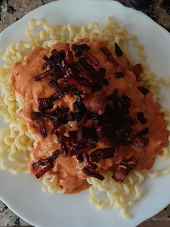 Una foto de Pasta al vodka, algo nuevo, fácil y rico