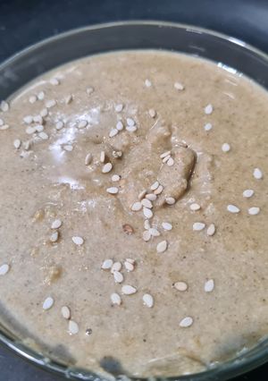 A picture of Tahini.