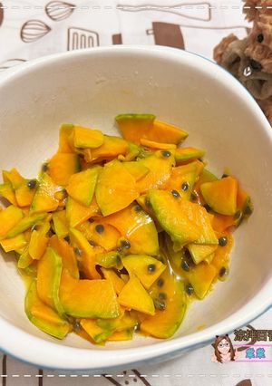 涼拌百香果南瓜 的食譜成品照片