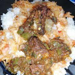Rice with chilli beef and cabbage A picture of Rice with chilli beef and cabbage.