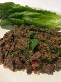 ข้าวบุกผัดกะเพราเนื้อสับคีโต